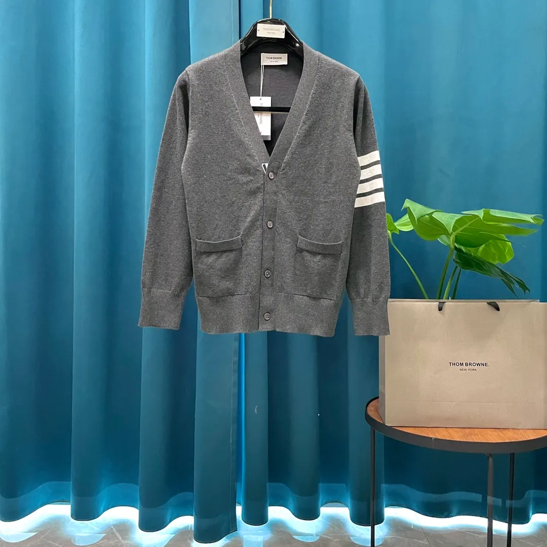 THOM BROWNE➡️ Classic Same Style Classic ， ， ， ， ， ， ， ， Color Change ， ， tb Classic ， ， ， ， Size：1-5